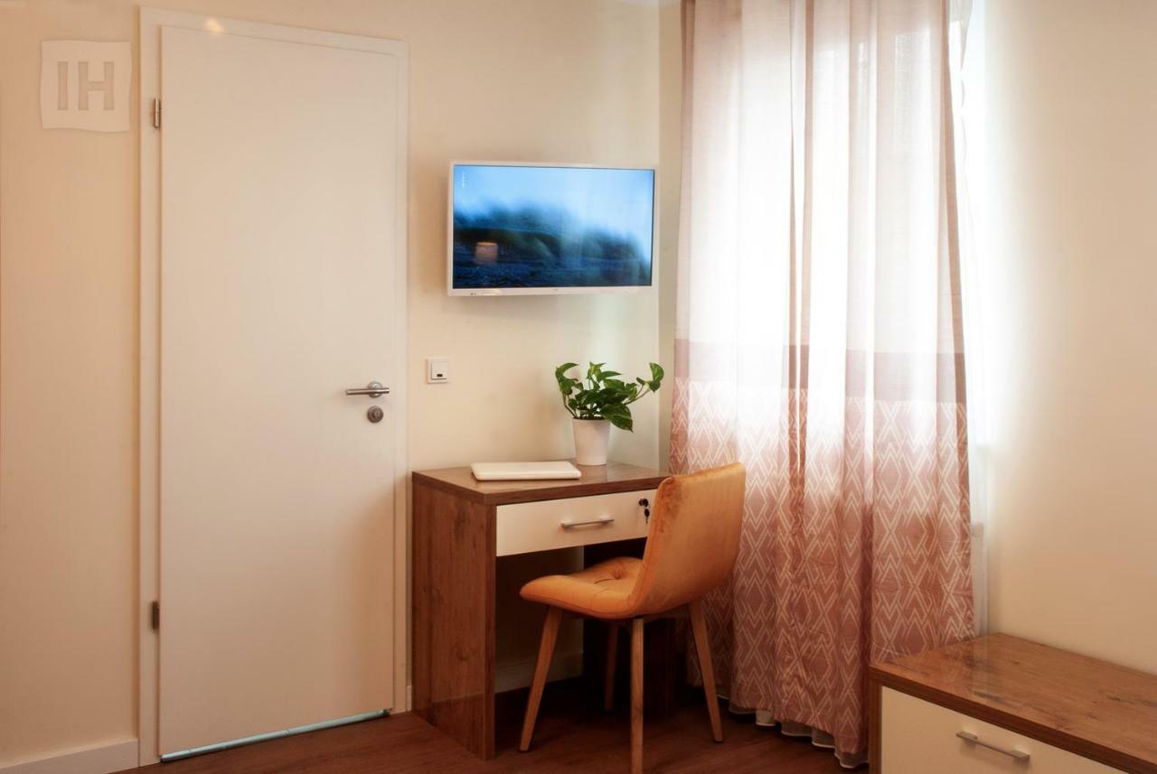 Hotel Isha Frankfurt am Main ภายนอก รูปภาพ